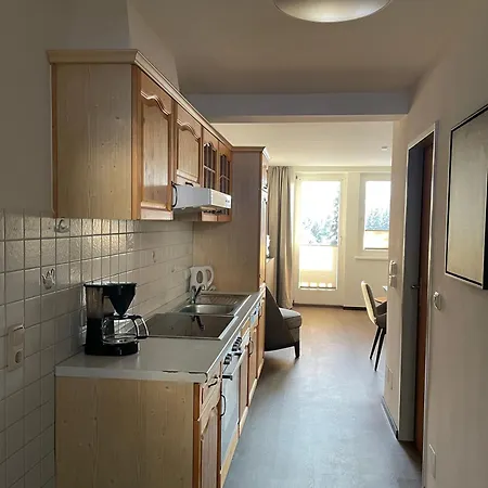 121 A - 4